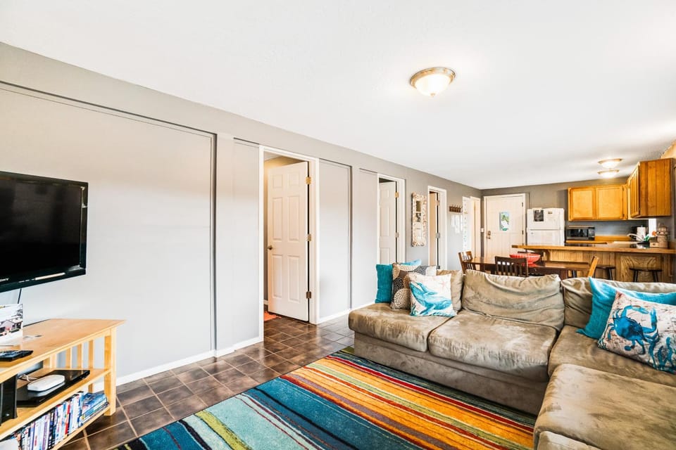 Beach Drive Retreat House in Rockaway Beach