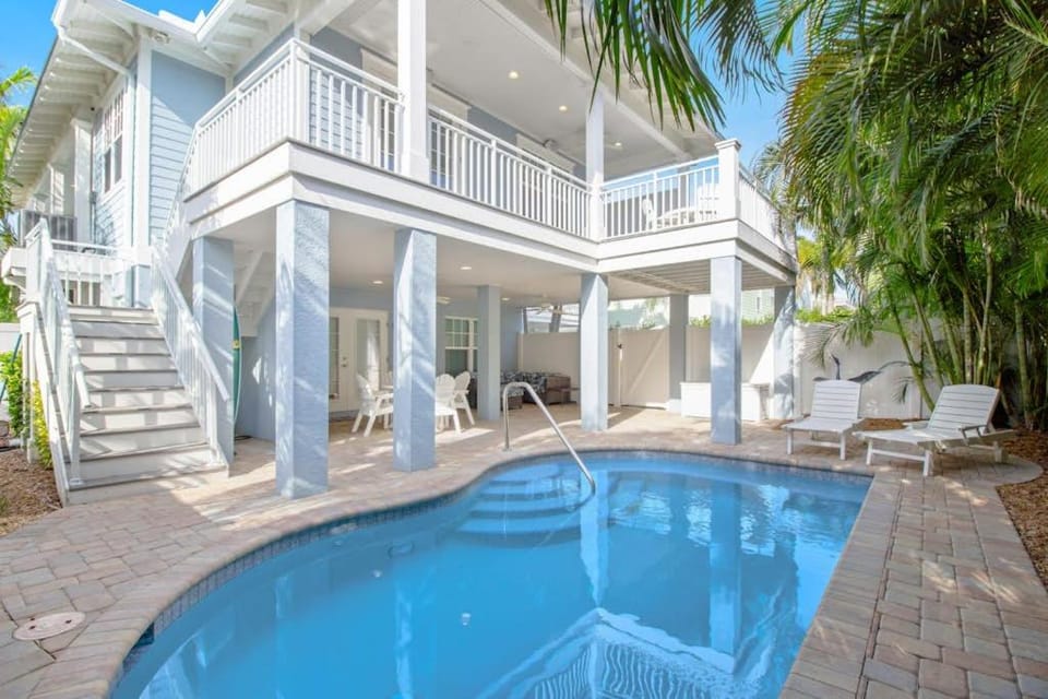 Neolinda 305 Villa in Holmes Beach