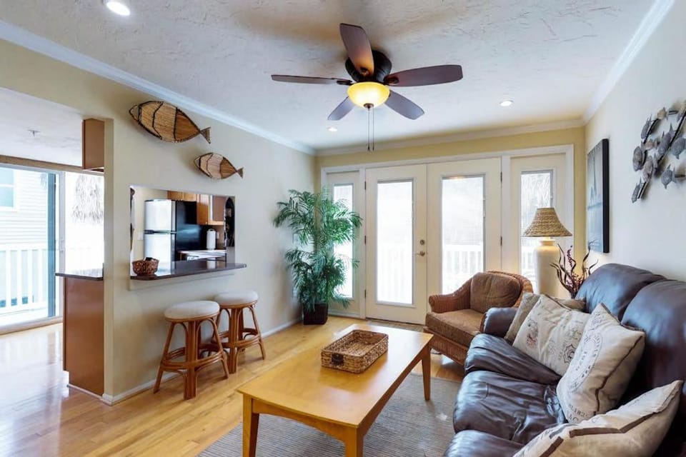 Safari Suite House in Bradenton Beach