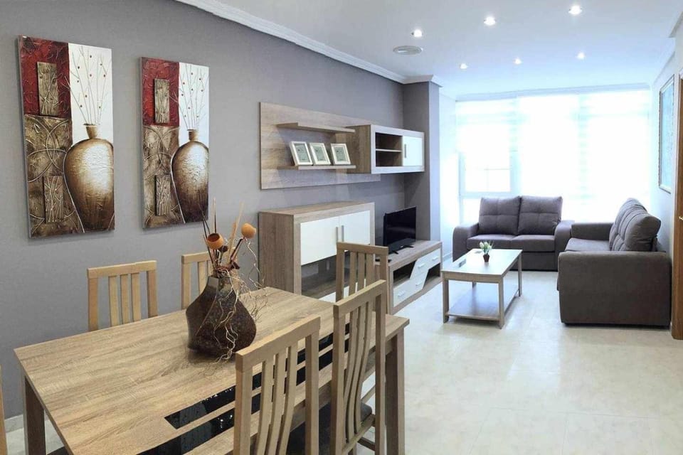 Vivienda en 1ª Linea de Playa Rapadoira. Foz Apartment in Foz