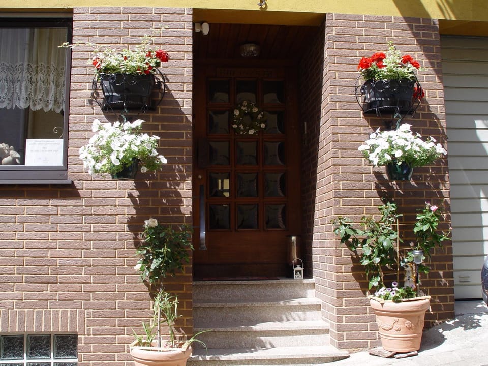 Facade/entrance, Day