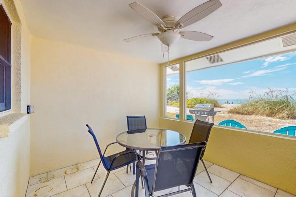 Playa Casanas North Villa in Holmes Beach