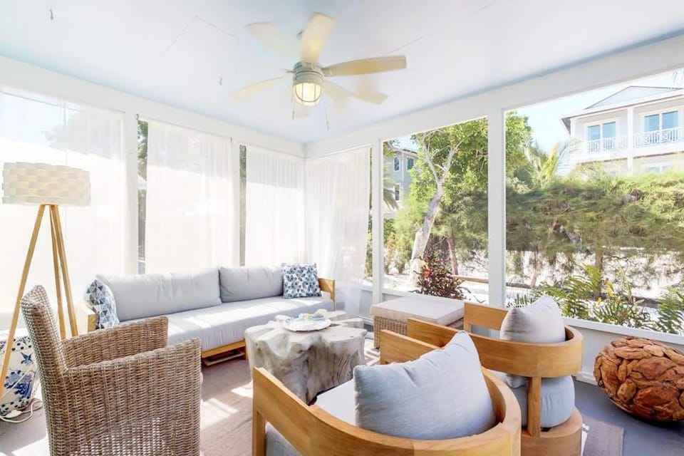 Mangrove Cottage House in Anna Maria Island