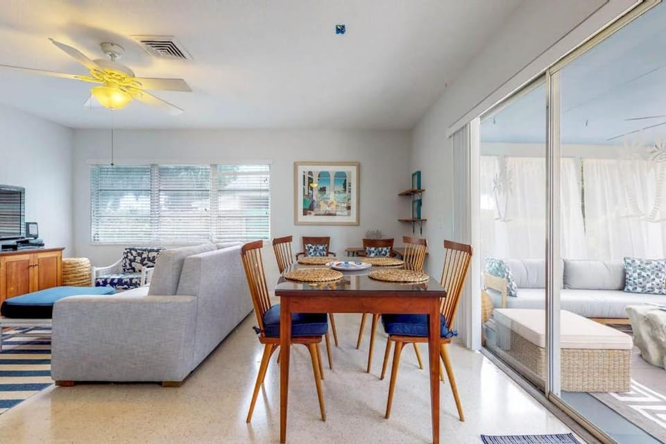 Mangrove Cottage House in Anna Maria Island