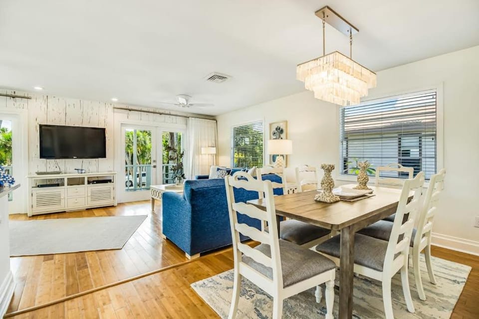 Sandy's Getaway House in Holmes Beach