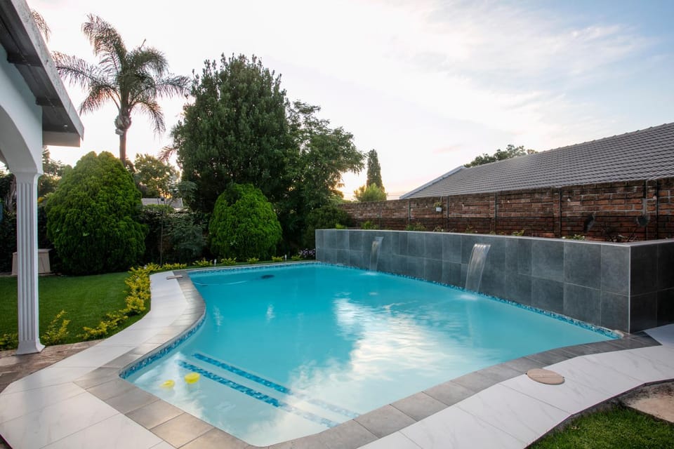 Garden view, Pool view, Swimming pool