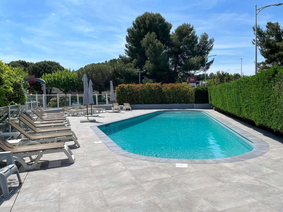 Pool view, Swimming pool
