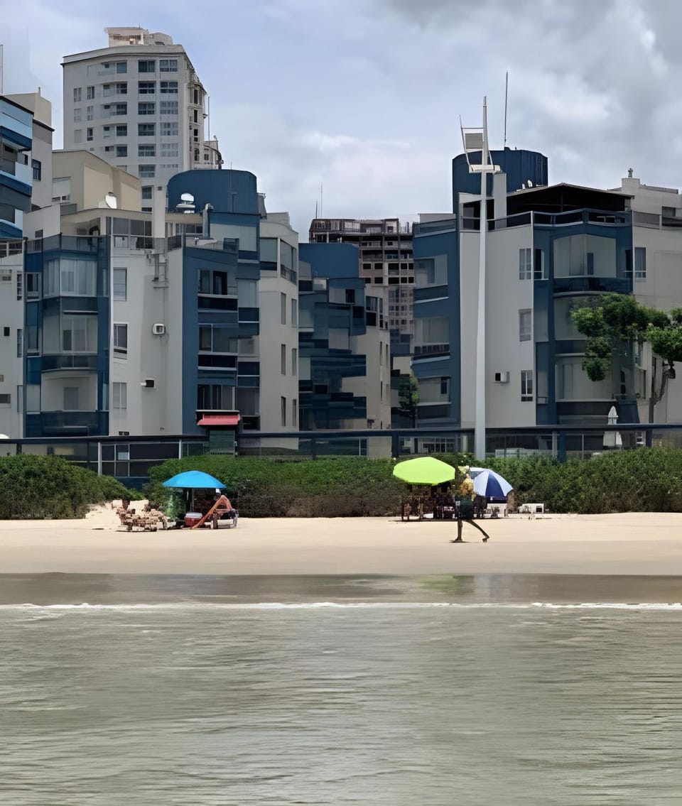 3 Quartos beira Mar com Wifi e ar condicionado Apartment in Porto Belo