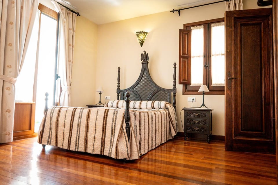 Bed, Bedroom, wardrobe