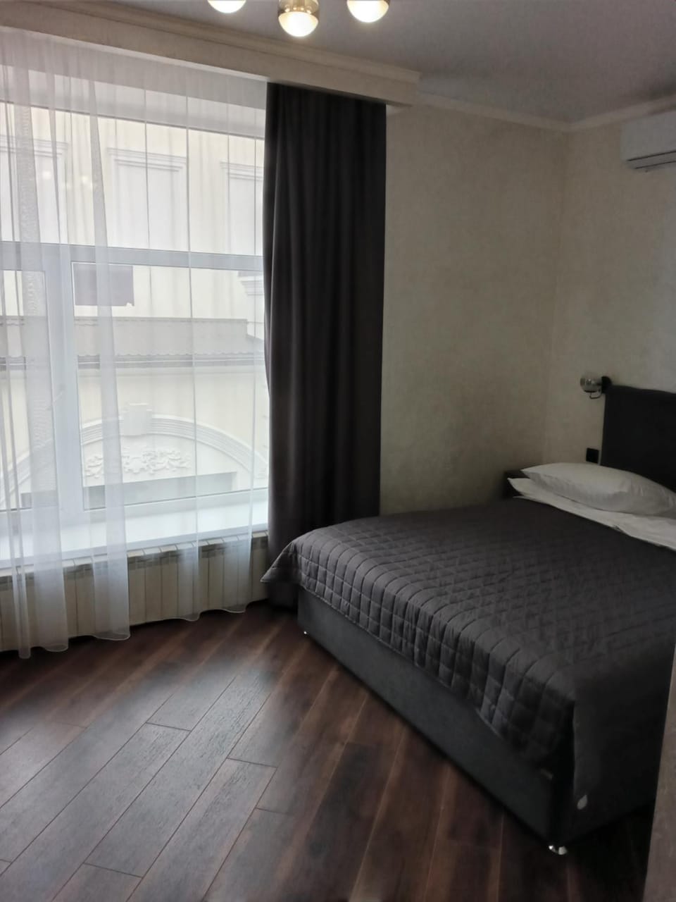 Seating area, Bedroom