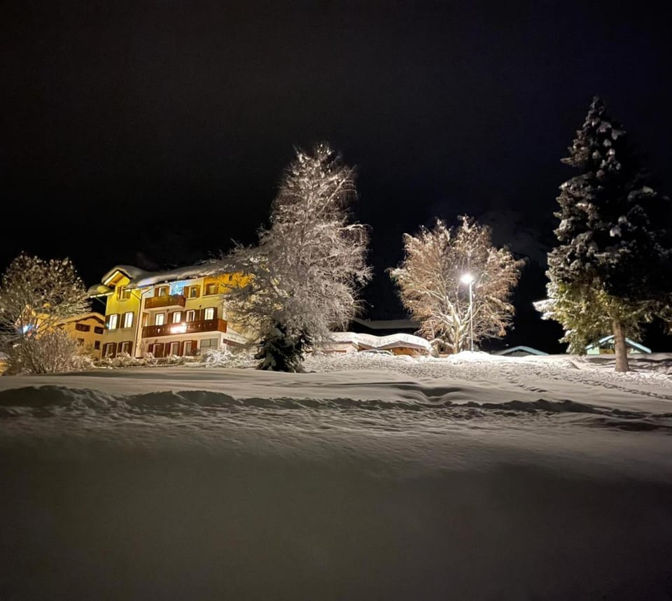 Property building, Winter
