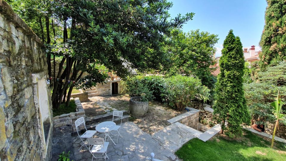 Garden, Garden