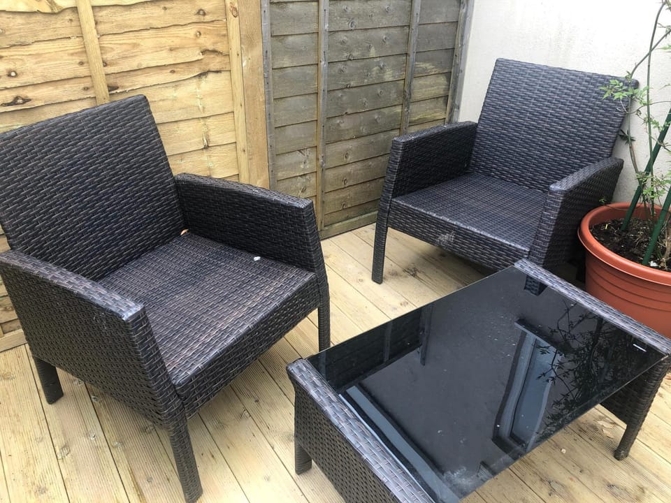 Patio, Seating area
