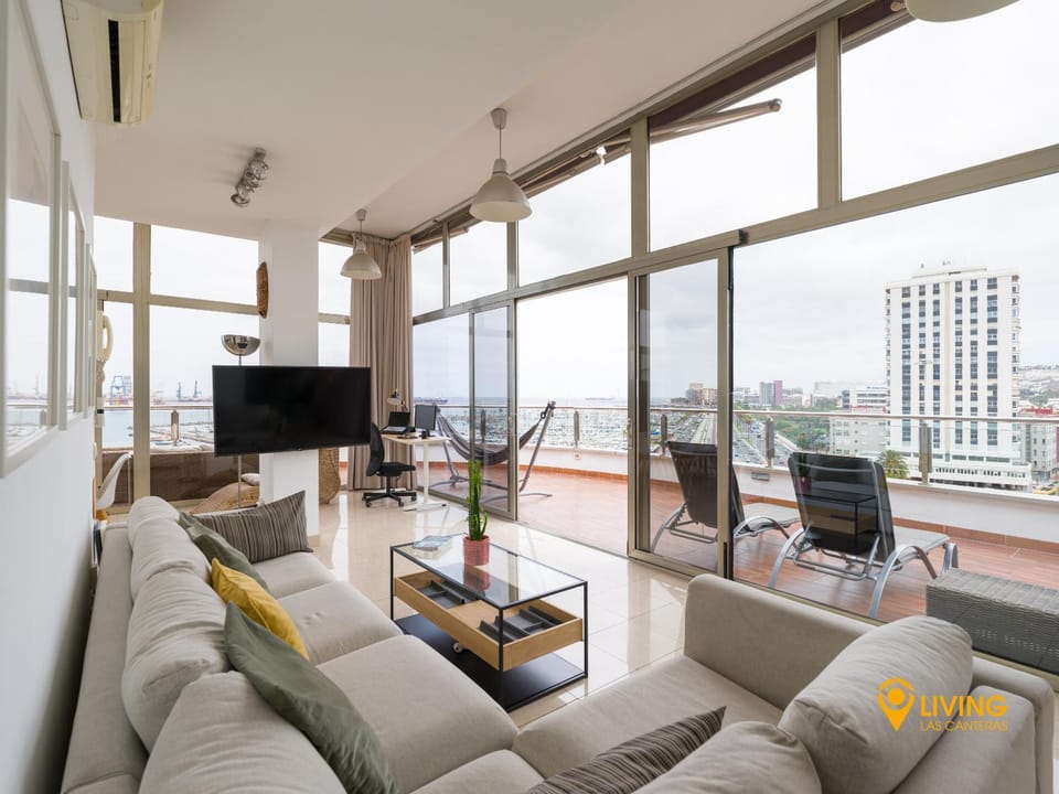 View (from property/room), Living room, sunbed, air conditioner