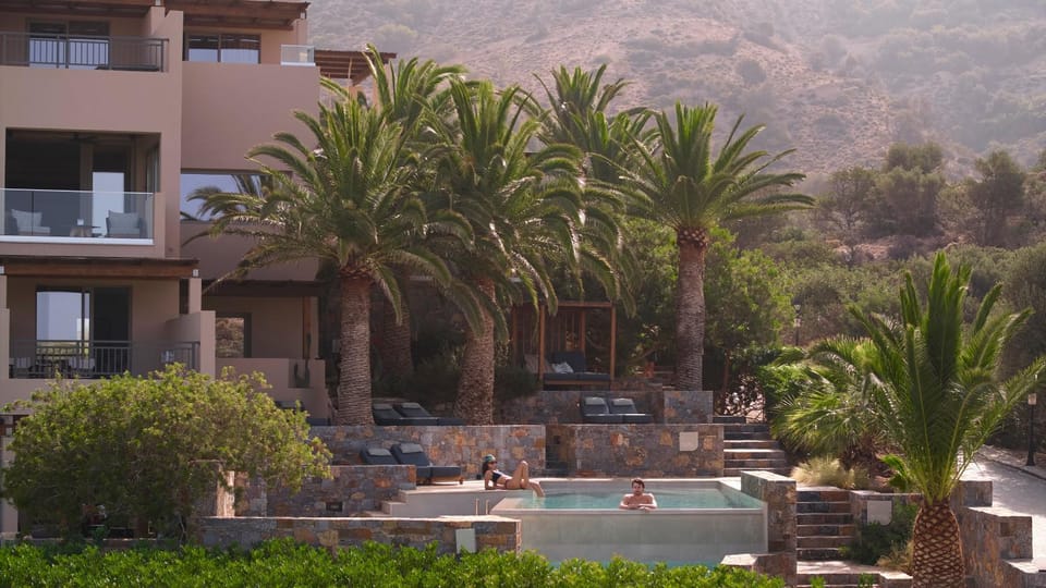 Day, Natural landscape, Pool view, Swimming pool