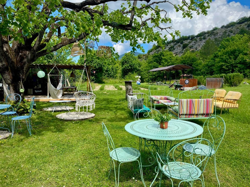 Garden, sunbed