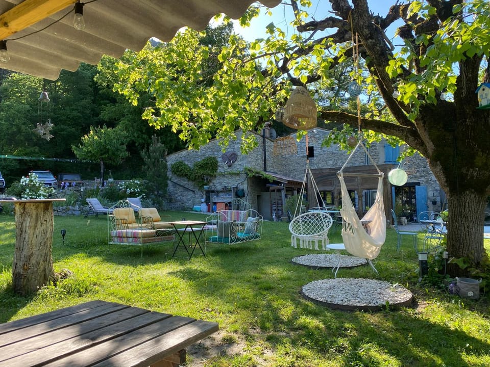 Mas de la Pauze Bed and Breakfast in Provence-Alpes-Côte d'Azur