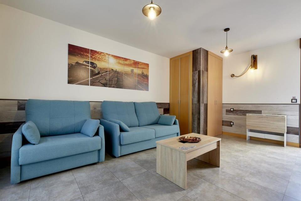 plushomes | El Patio de la Catedral Apartment in Salamanca
