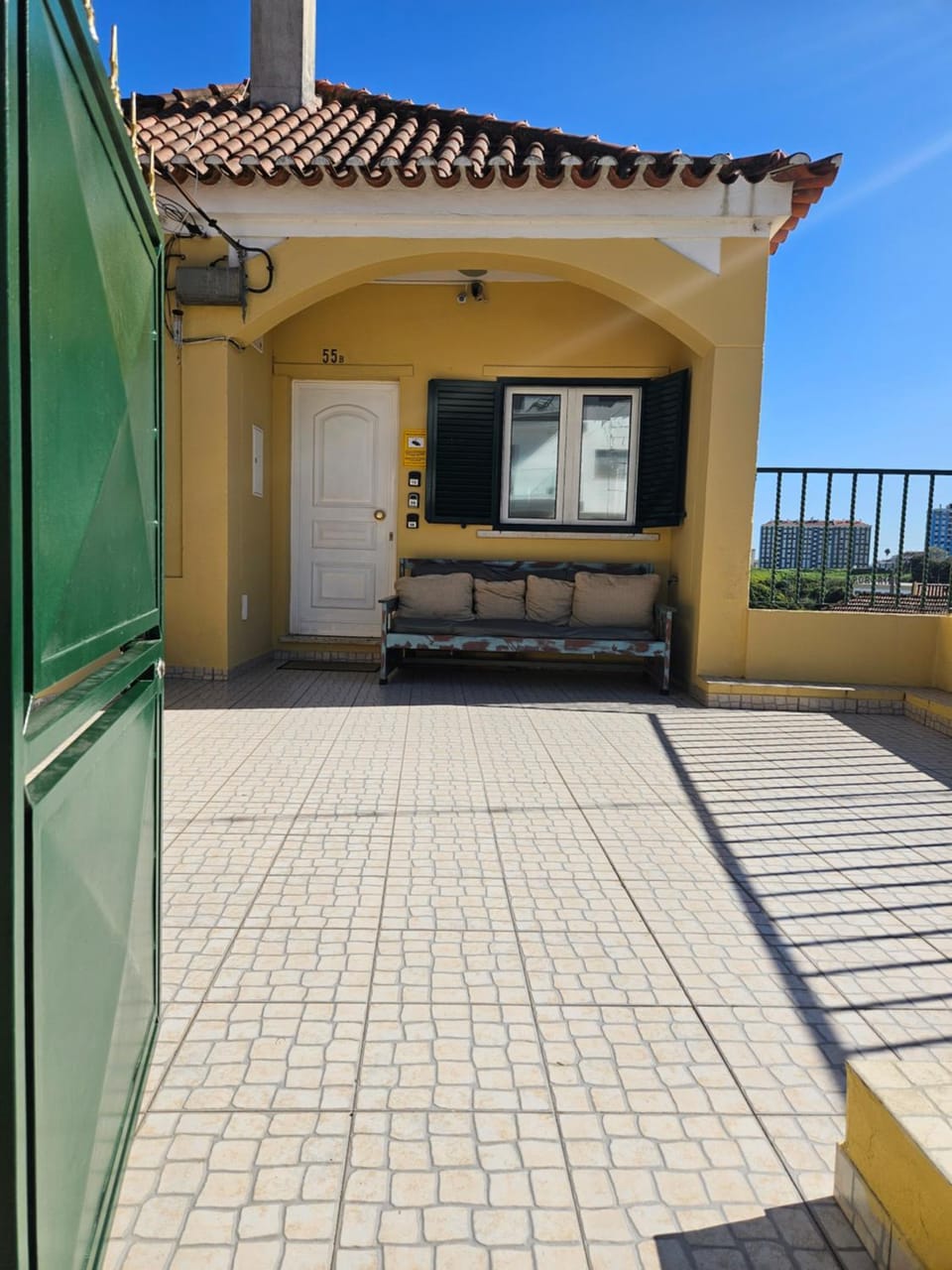 Patio, Facade/entrance, Balcony/Terrace