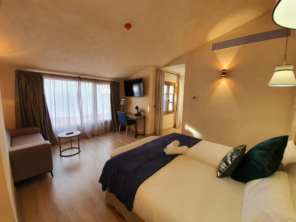 Photo of the whole room