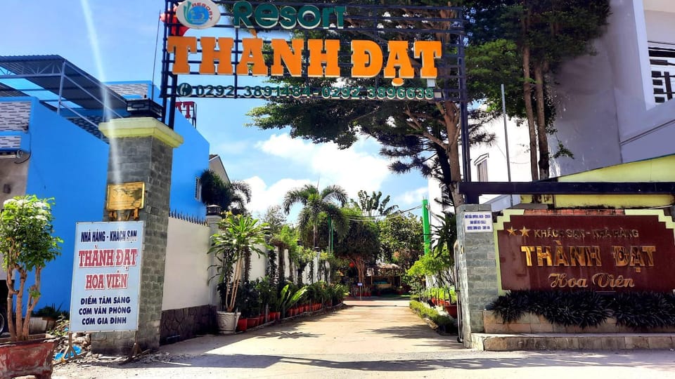 Facade/entrance, Property logo or sign, Logo/Certificate/Sign