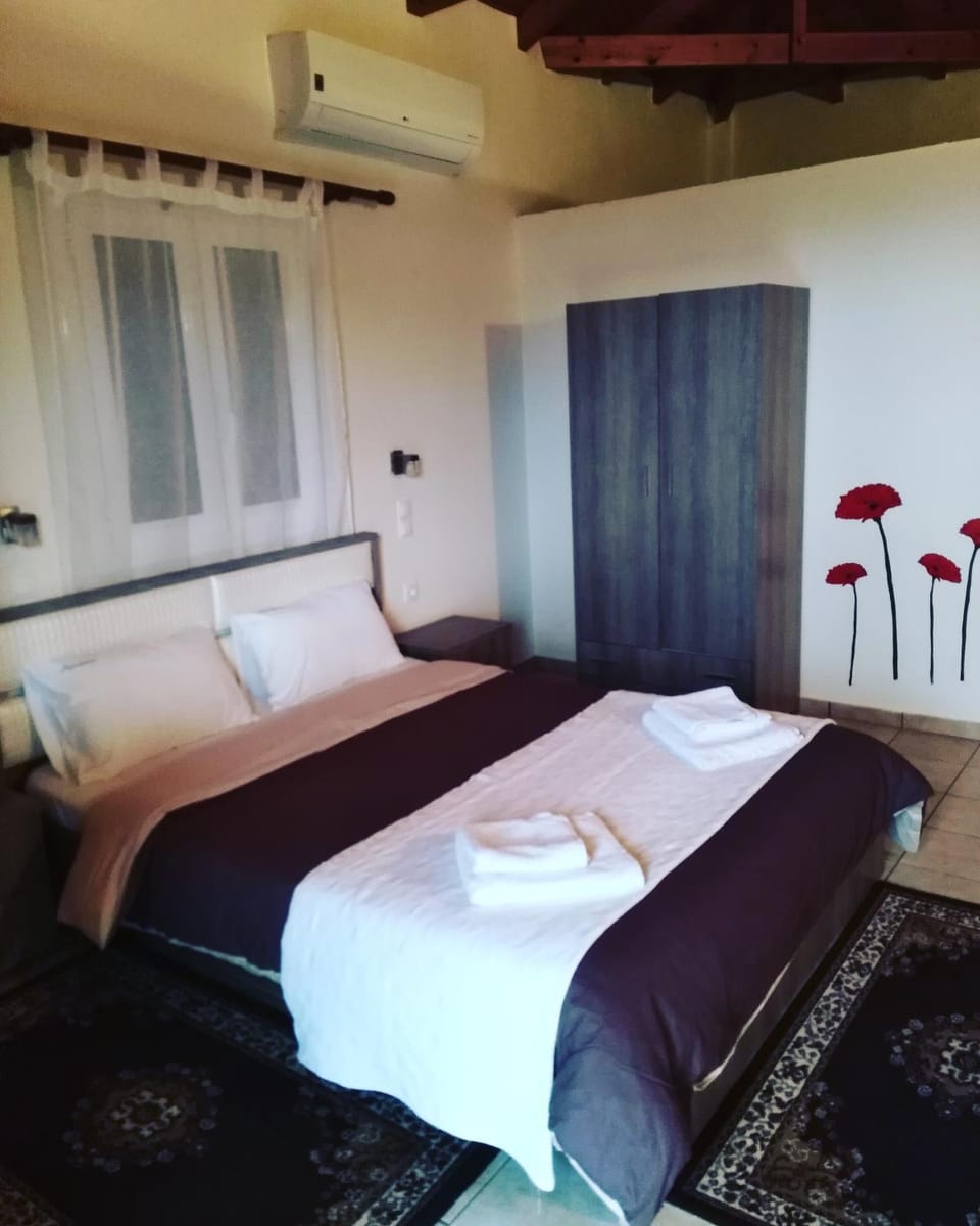Chroma Apartment in Messenia