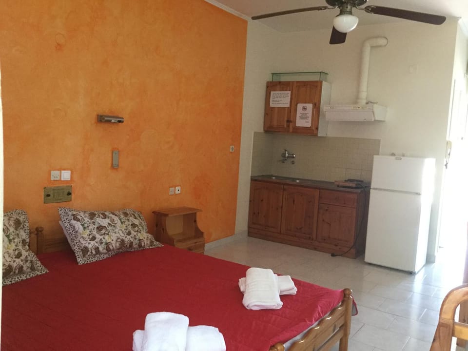 Bed, Photo of the whole room