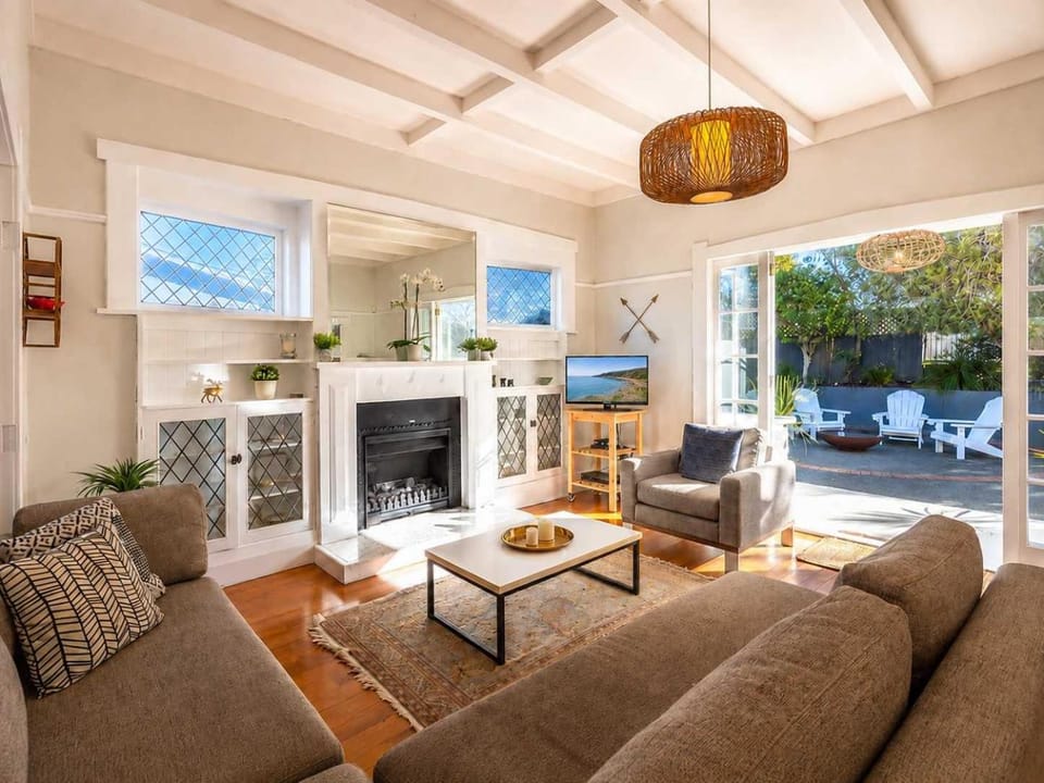 Island Villa- Stay Waiheke House in Auckland Region