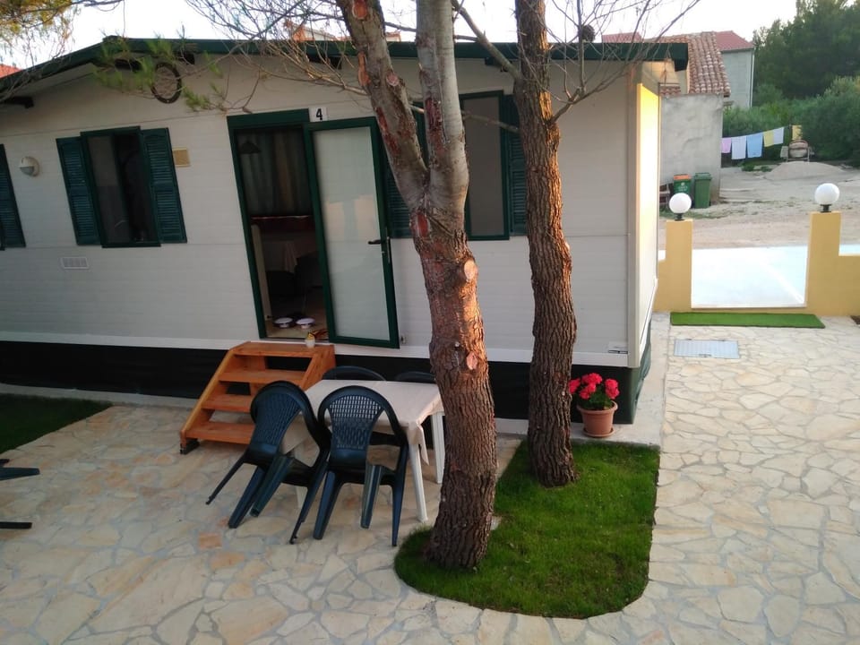 Patio, Garden