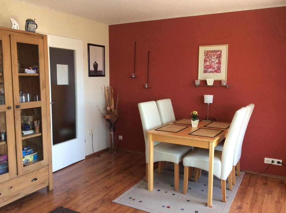 Decorative detail, Dining area