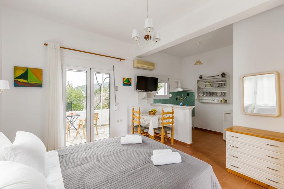 Villa Thea Bed and Breakfast in Sporades, Greece