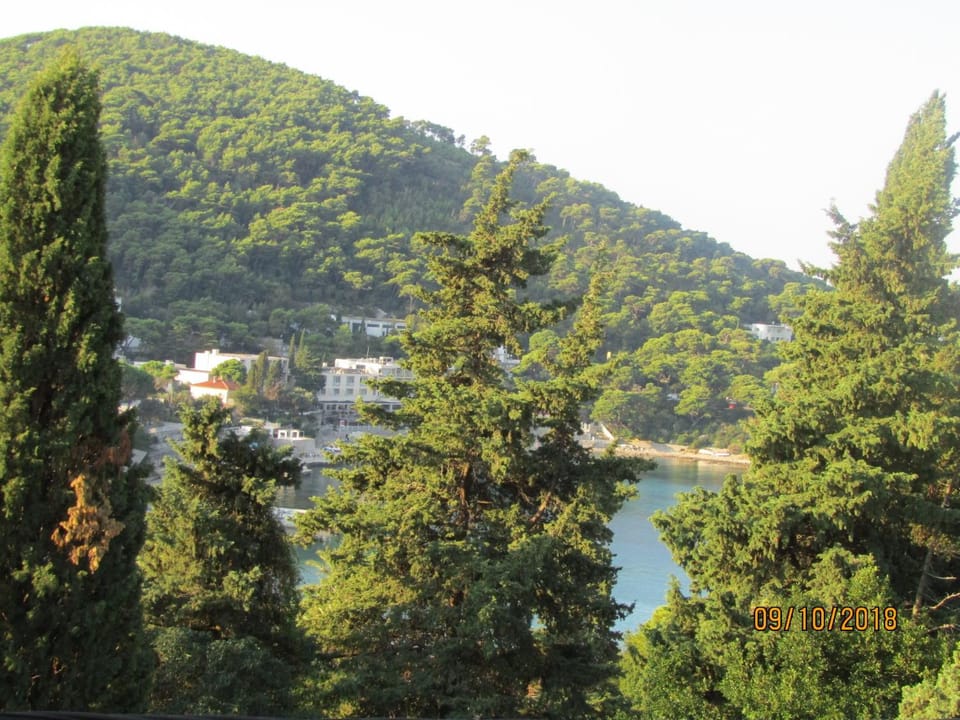 Beach, Mountain view, Sea view