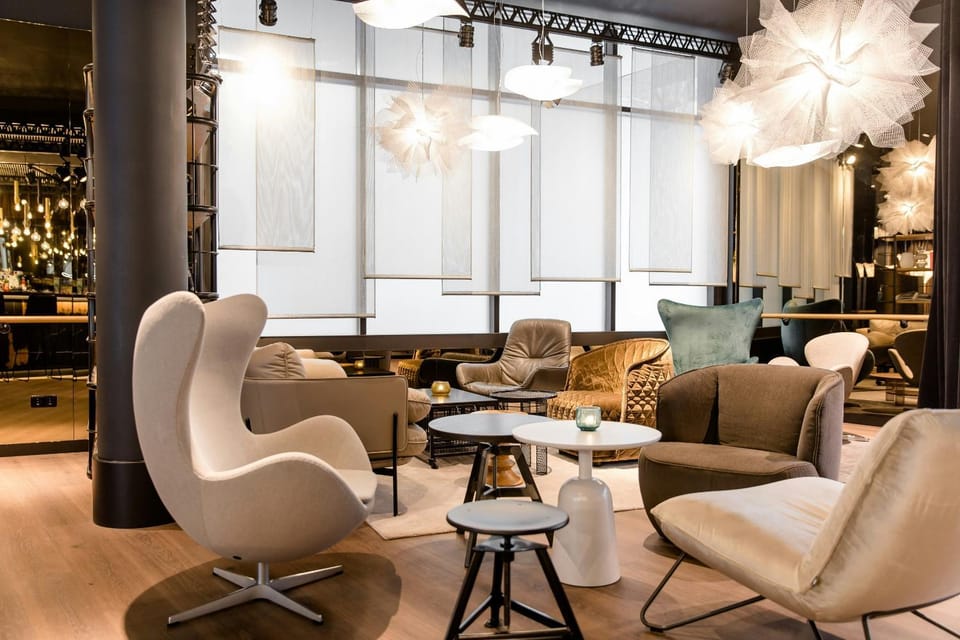Lounge or bar