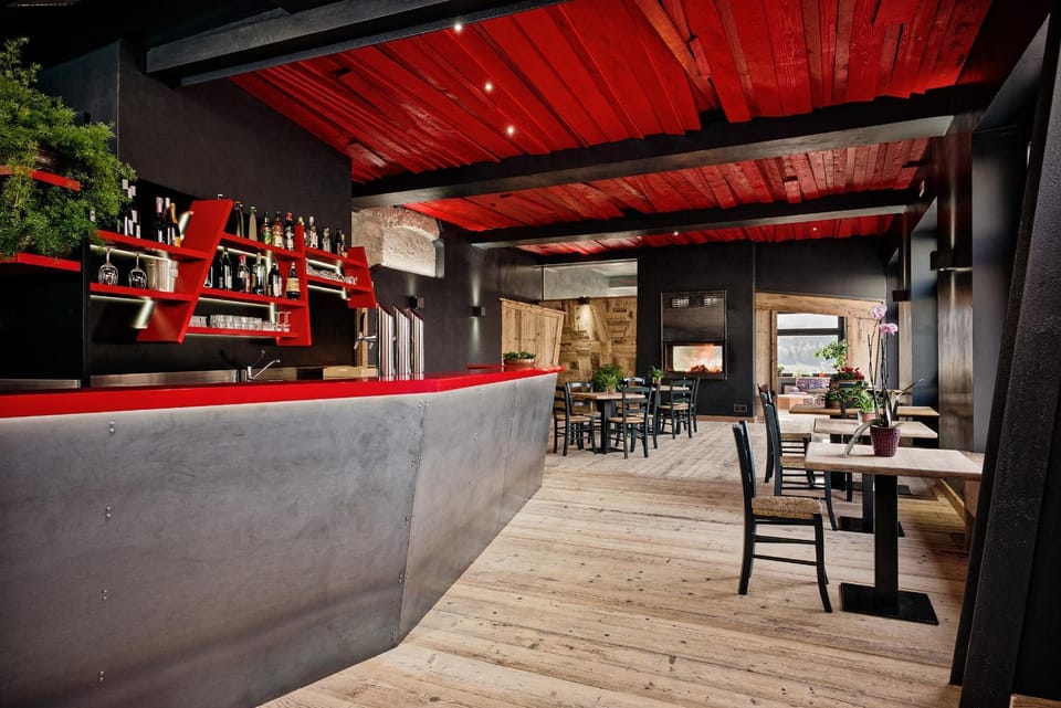 Lounge or bar