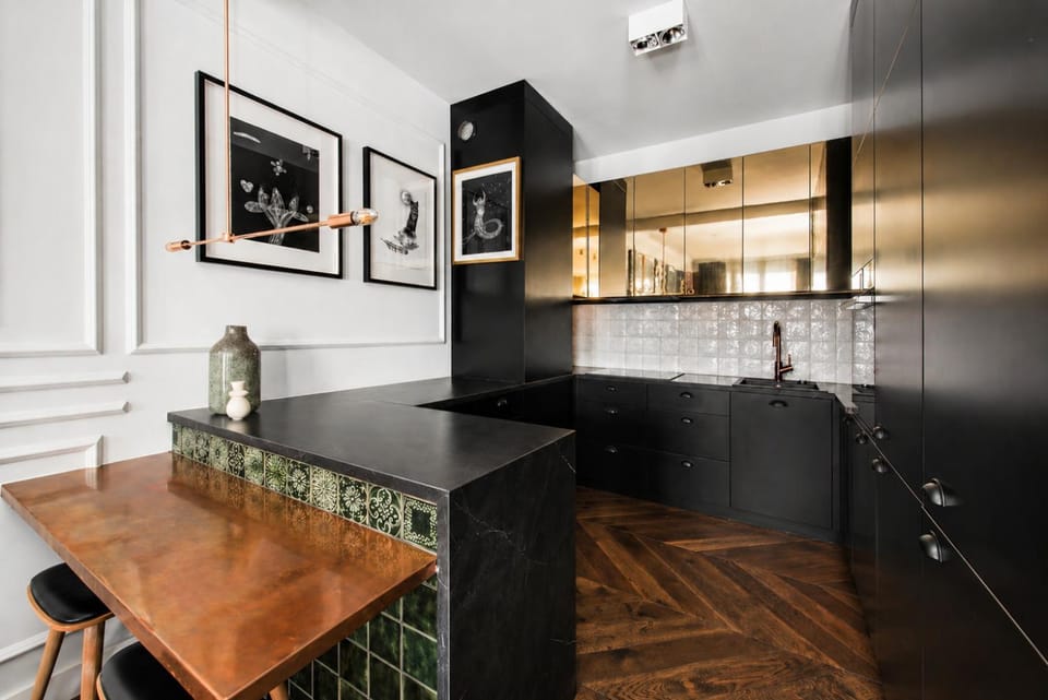 Kitchen or kitchenette