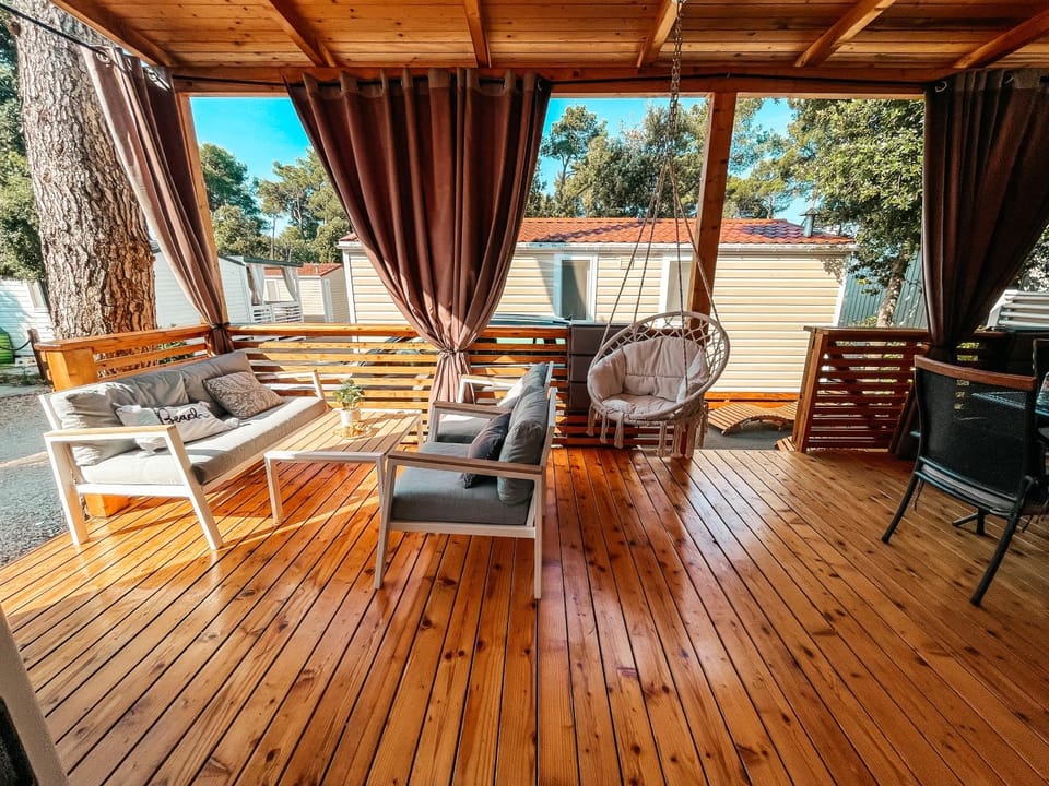 Mobile Home Stella III Biograd na Moru Soline beach Campground/ 
RV Resort in Biograd na Moru