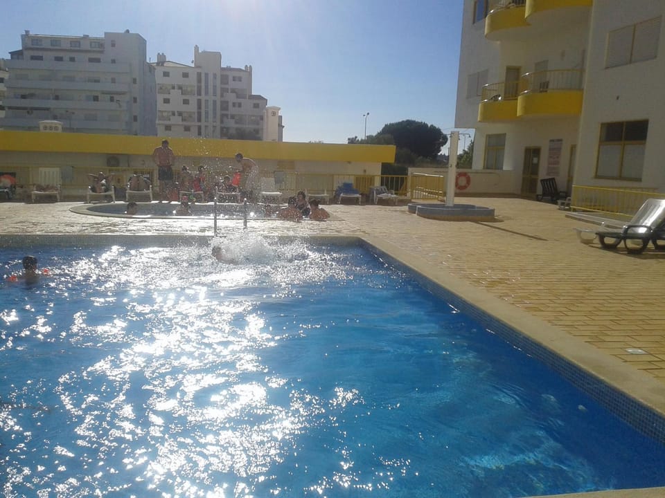 Apartamento Presidente-Praia da Rocha Apartment in Portimao