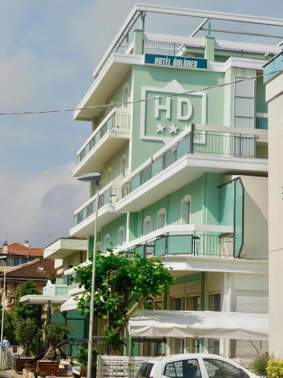 Property building, Day, Street view, Location