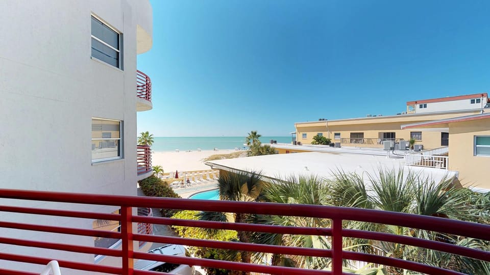 Large 1,225 sq ft Unit Beach Views Crimson #204 Apartment in Madeira Beach