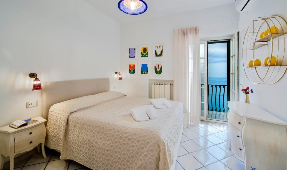 Villa Il Lupo Felice - Panoramic Sea View Villa, Ravello Villa in Ravello