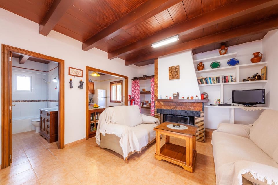 Property building, Living room, Bedroom