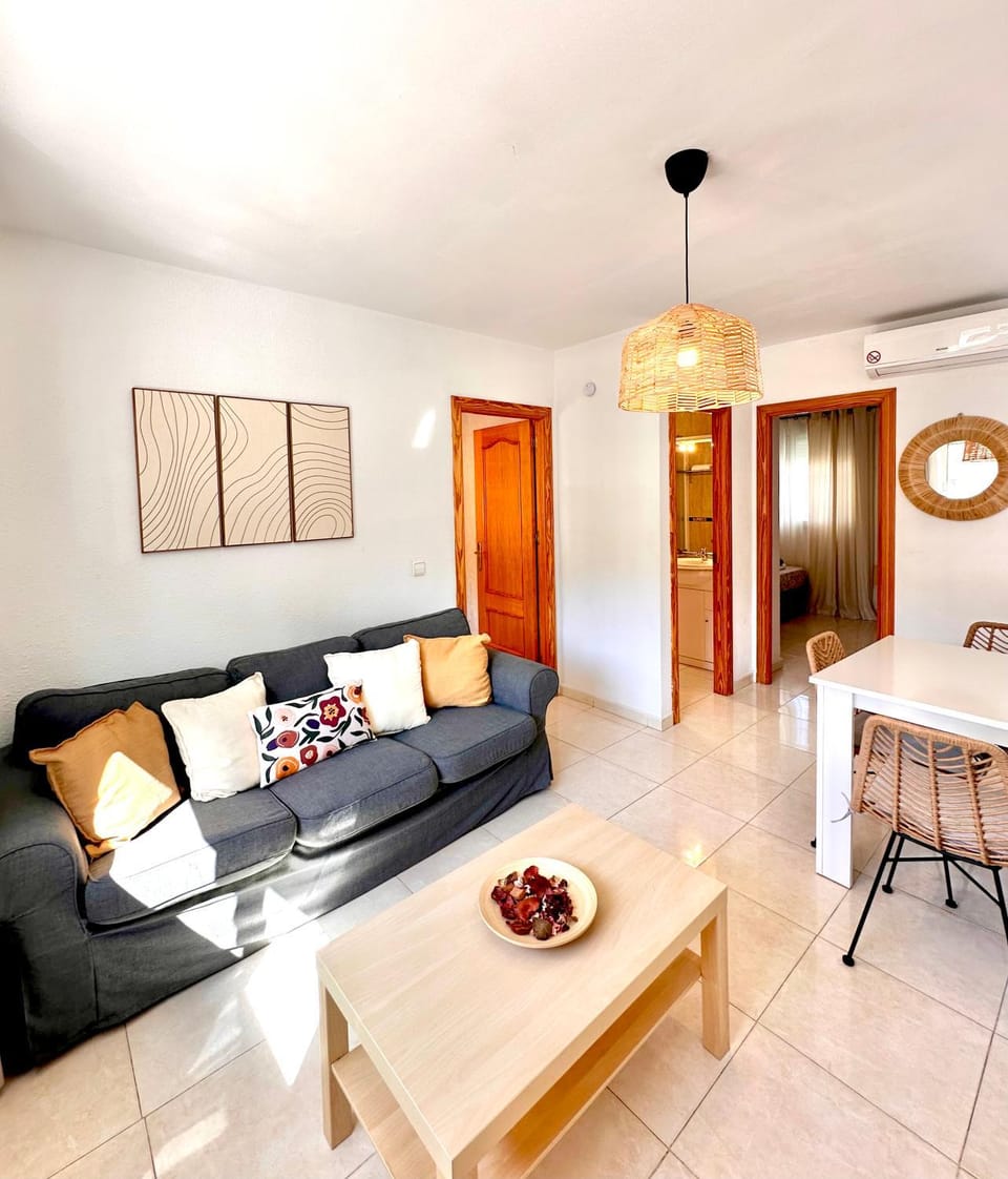 Apartamentos J&K Apartment in Torremolinos