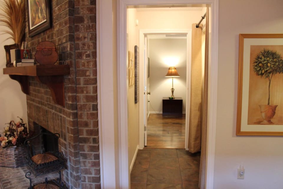 Comfy Cozy Affordable Home Away Home Vacation rental in Richardson