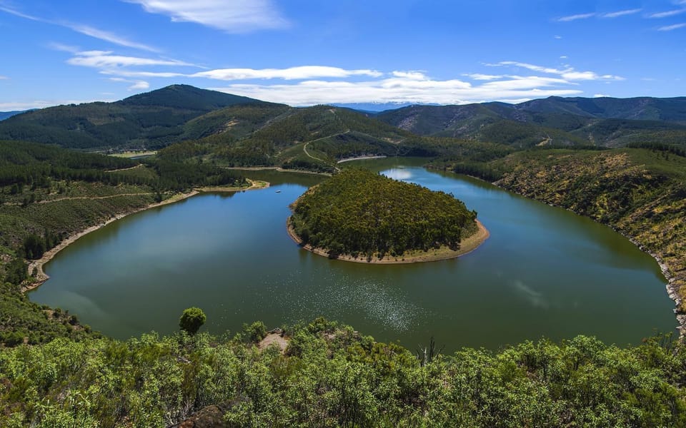 Nearby landmark, Natural landscape