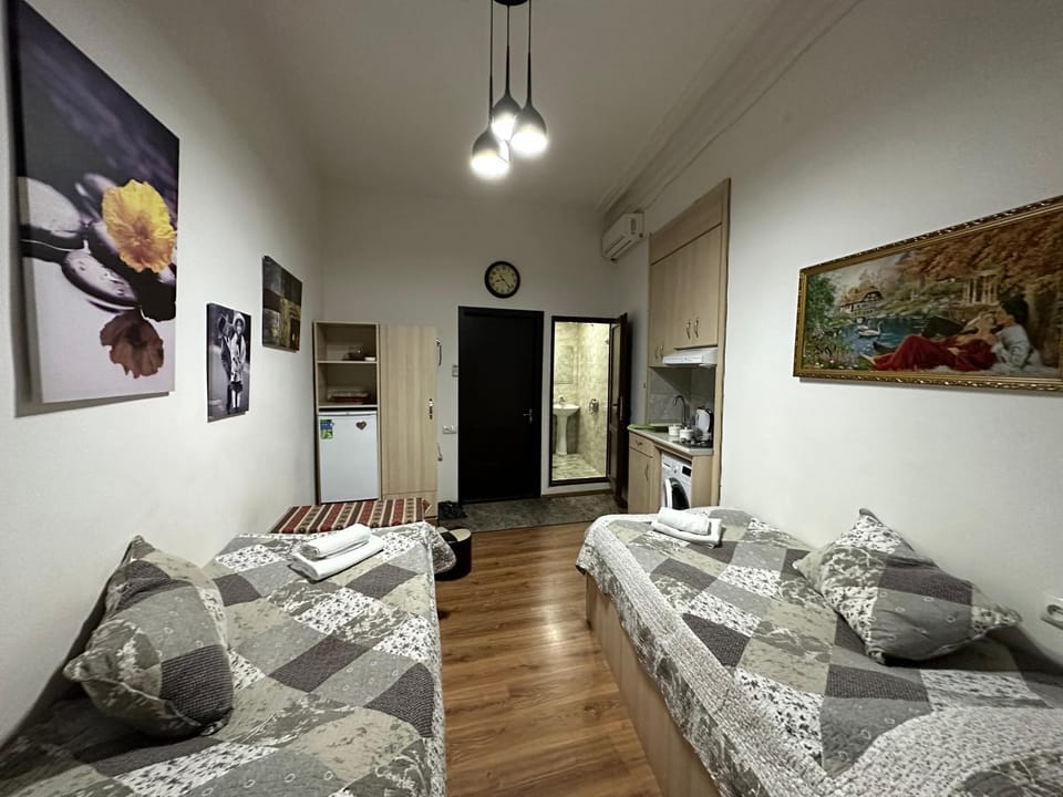 Leselidze Guest House Apartment in Tbilisi, Georgia