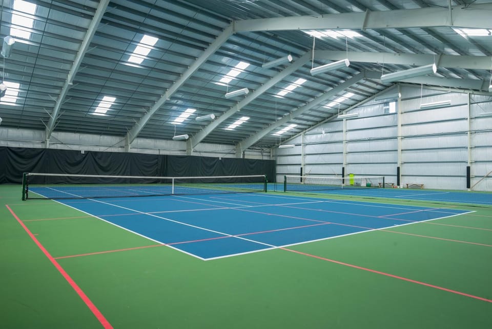 Fitness centre/facilities, Tennis court, Tennis court