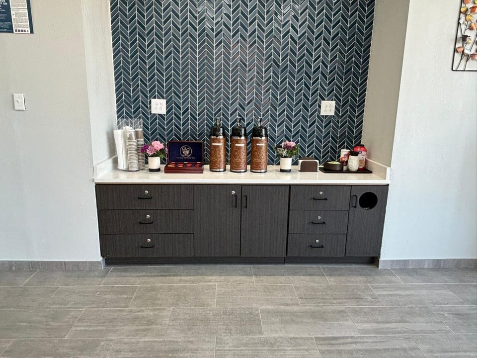 Coffee/tea facilities