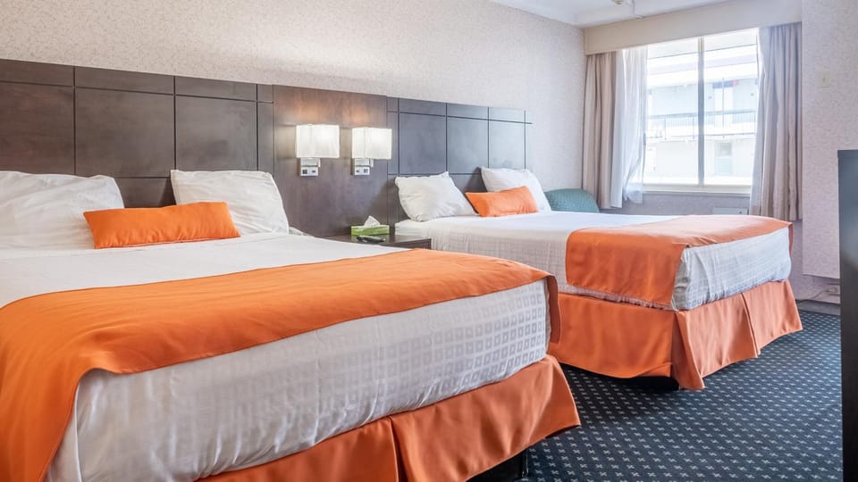 Bedroom, room service