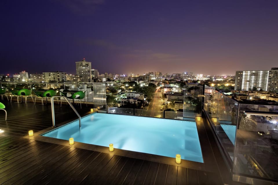 Night, Lounge or bar, City view, Pool view, Swimming pool