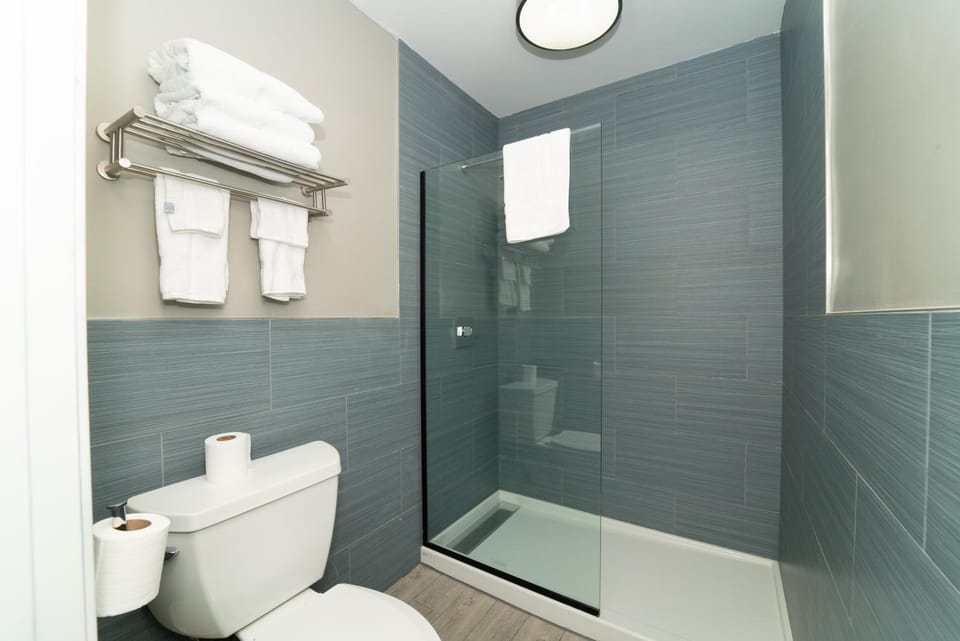 Hollywood Palms Inns & Suites Motel in Hollywood